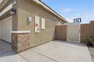 15727 Akron, Victorville, CA 92394 - Photo 43