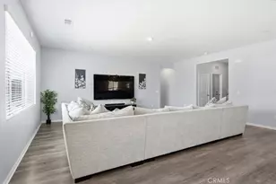 15727 Akron, Victorville, CA 92394 - Photo 9