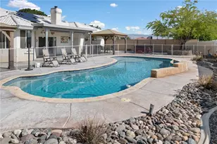 17112 Century Plant, Apple Valley, CA 92307 - Photo 5