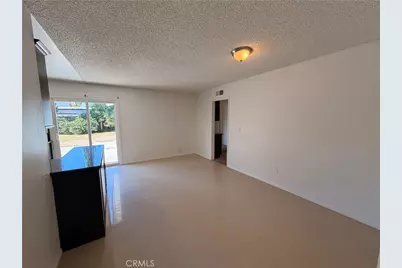 20307 Elkwood, Los Angeles, CA 91306 - Photo 5