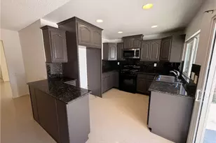20307 Elkwood, Los Angeles, CA 91306 - Photo 3