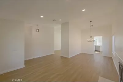 211 W Columbine Avenue, Rialto, CA 92377 - Photo 11