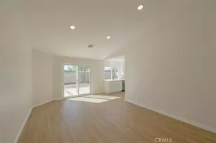 211 W Columbine Ave, Rialto, CA 92377 - Photo 11