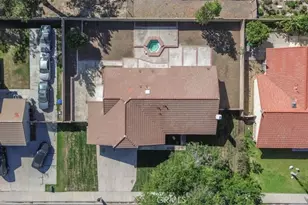 211 W Columbine Ave, Rialto, CA 92377 - Photo 37