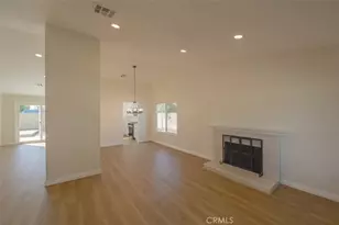 211 W Columbine Ave, Rialto, CA 92377 - Photo 5