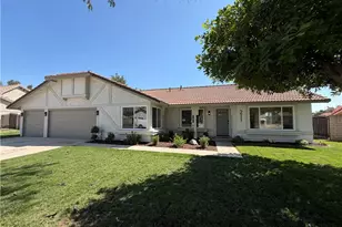 211 W Columbine Ave, Rialto, CA 92377 - Photo 1