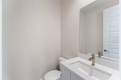 101 Sorrel Court, Burbank, CA 91506 - Photo 19