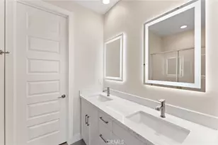 101 Sorrel Ct, Burbank, CA 91506 - Photo 23