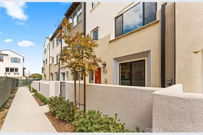 107 Sorrel Court, Burbank, CA 91506 - Photo 29