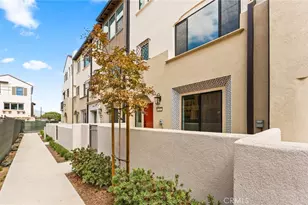 107 Sorrel Ct, Burbank, CA 91506 - Photo 29