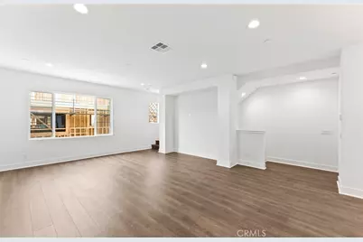 107 Sorrel Court, Burbank, CA 91506 - Photo 7