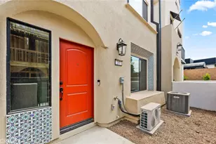 107 Sorrel Ct, Burbank, CA 91506 - Photo 27