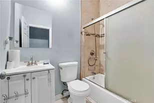 1076 W 5th St, San Bernardino, CA 92411 - Photo 15