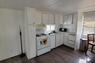13892 Pioneer Rd Spc 9, Apple Valley, CA 92307 - Photo 3