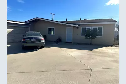 329 Hawthorne, Rialto, CA 92376 - Photo 1