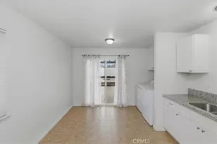 6272 Candlelight Dr, Jurupa Valley, CA 92509 - Photo 11