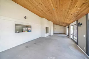 13665 Driftwood, Victorville, CA 92395 - Photo 5