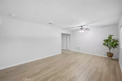 7186 Olive St, Highland, CA 92346 - Photo 7