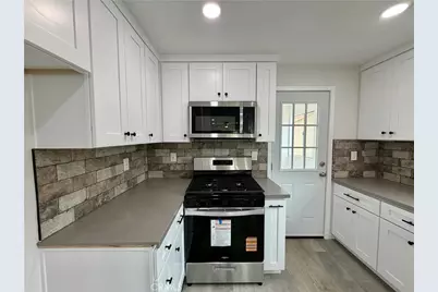 543 E 3rd Street, Azusa, CA 91702 - Photo 13