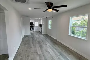 543 E 3rd St, Azusa, CA 91702 - Photo 5