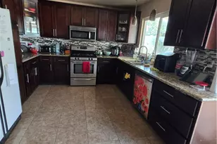 2420 Christine, San Bernardino, CA 92407 - Photo 3