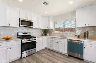 16105 Tawney Ridge, Victorville, CA 92394 - Photo 9