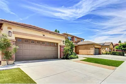 6990 Emerald, Fontana, CA 92336 - Photo 3