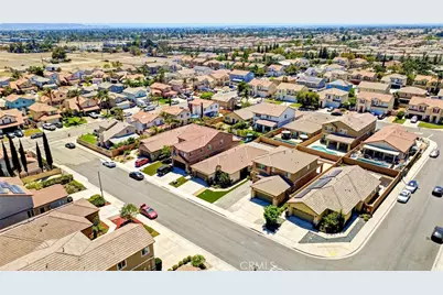 6990 Emerald, Fontana, CA 92336 - Photo 39