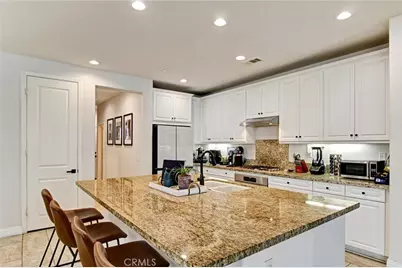 6990 Emerald, Fontana, CA 92336 - Photo 11