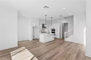 105 Moody, Irvine, CA 92618 - Photo 5