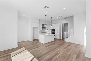 105 Moody, Irvine, CA 92618 - Photo 5