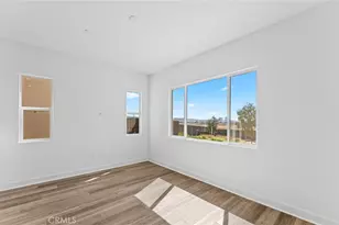 105 Moody, Irvine, CA 92618 - Photo 3