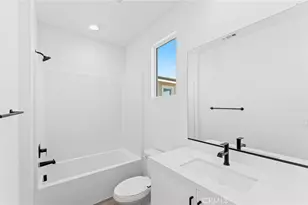 105 Moody, Irvine, CA 92618 - Photo 29