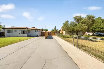 914 W Cambridge Avenue, Fresno, CA 93705 - Photo 21