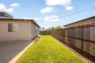 914 W Cambridge Ave, Fresno, CA 93705 - Photo 19