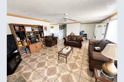 9758 Juniper, Fontana, CA 92335 - Photo 19