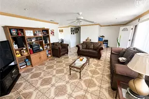 9758 Juniper, Fontana, CA 92335 - Photo 19