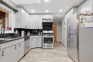 1180 Amberwood, Hemet, CA 92543 - Photo 19