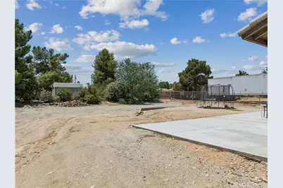 18103 Manzanita, Hesperia, CA 92345 - Photo 31