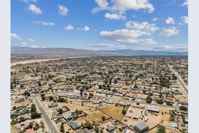 18103 Manzanita, Hesperia, CA 92345 - Photo 33