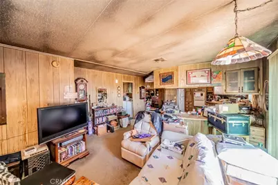 19175 Kailua, Adelanto, CA 92301 - Photo 5