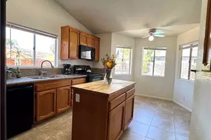 27423 Nottingham, Hemet, CA 92544 - Photo 5