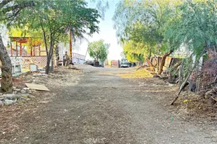 21751 Rogers, Perris, CA 92570 - Photo 9