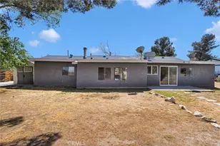 15970 Lindero, Victorville, CA 92395 - Photo 35