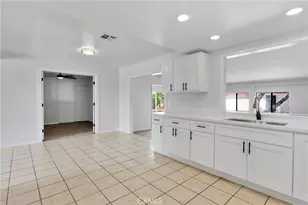 15970 Lindero, Victorville, CA 92395 - Photo 13