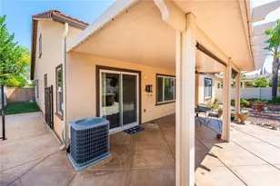 34187 Regusci Ct, Temecula, CA 92592 - Photo 7