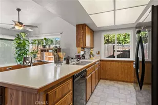 9249 Agave Pl, Riverside, CA 92503 - Photo 13