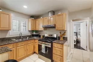 11907 Orchard Ave, Los Angeles, CA 90044 - Photo 11