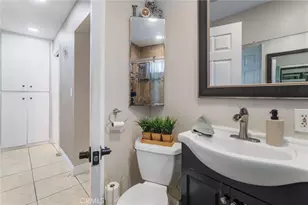 11907 Orchard Ave, Los Angeles, CA 90044 - Photo 19