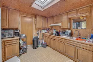 32787 Jagadon, Lucerne Valley, CA 92356 - Photo 11